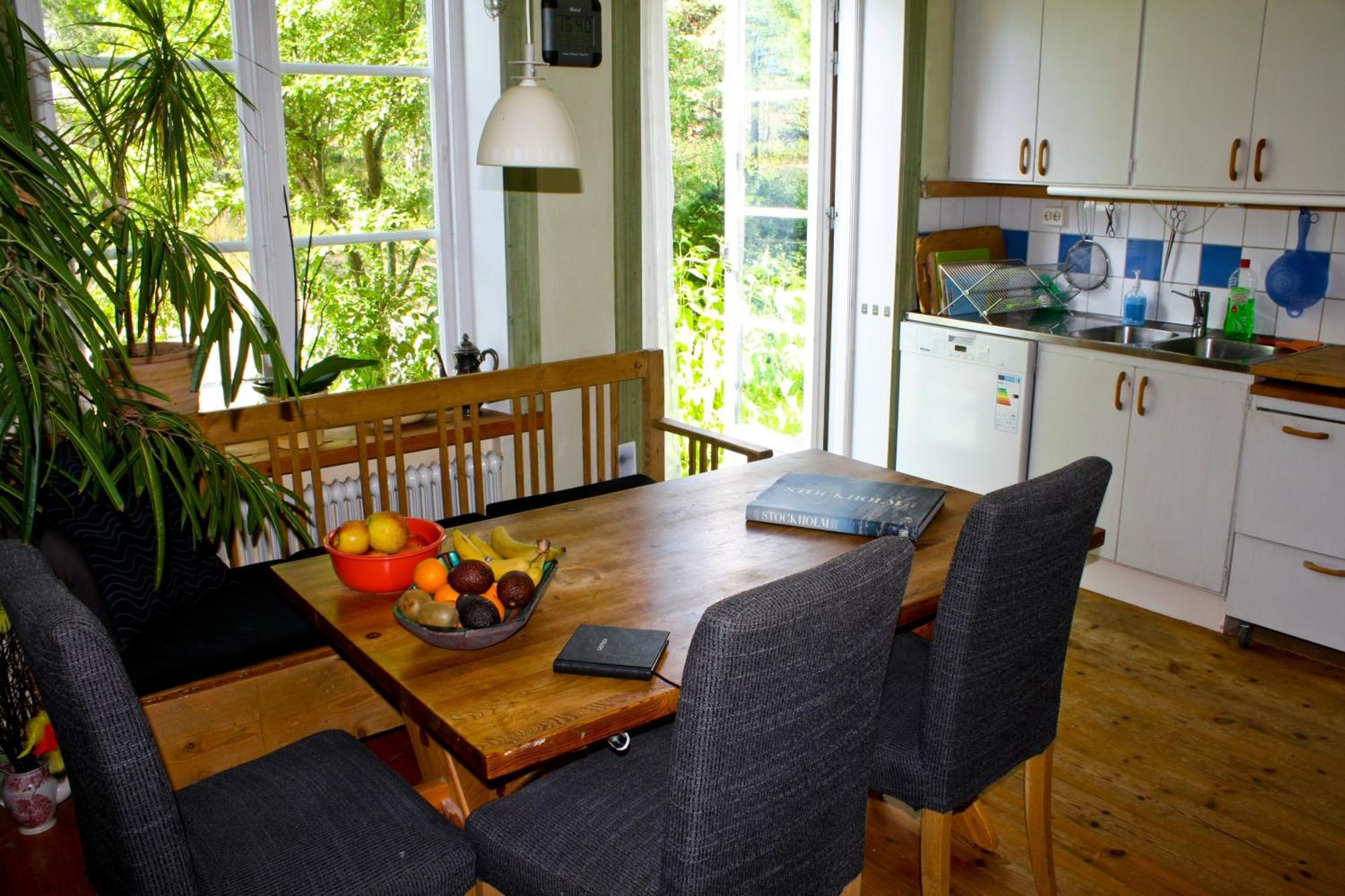 B&B Eco-Village 12 Min From City Stockholm Exteriör bild